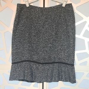 EUC CASLON Boucle Pencil Skirt